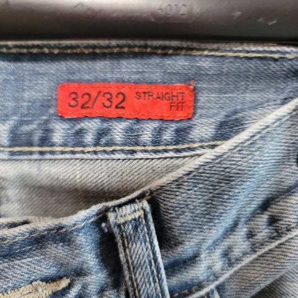 Jean's - Picture 3 of 3